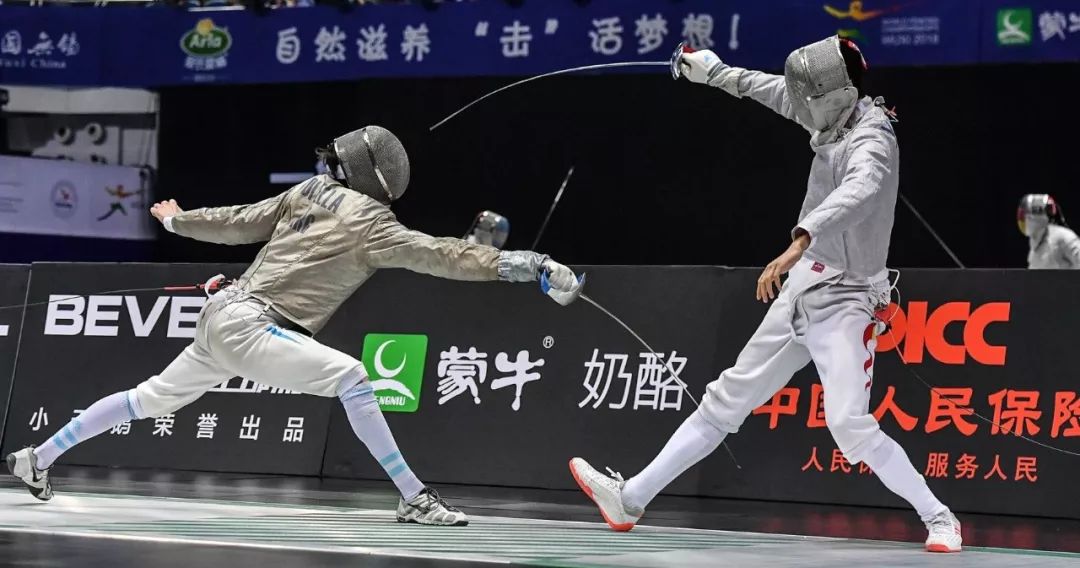 雷火电竞官网-丹麦选手赢得击剑比赛桂冠，实力惊人