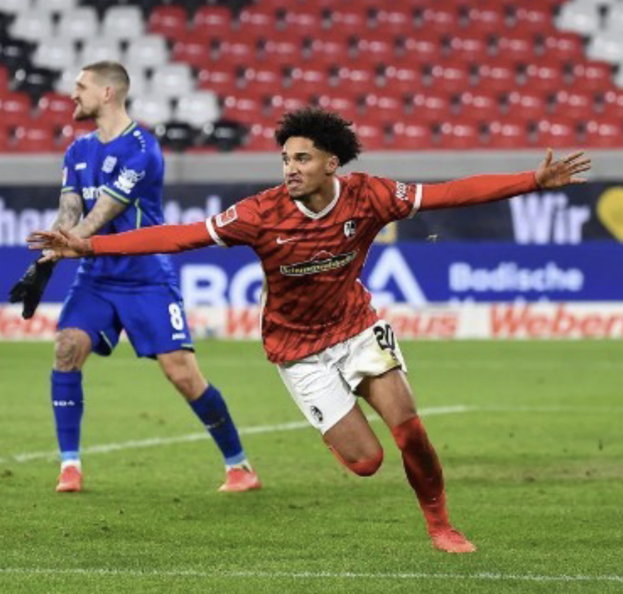 沙尔克主场不敌对手，德甲排名下滑