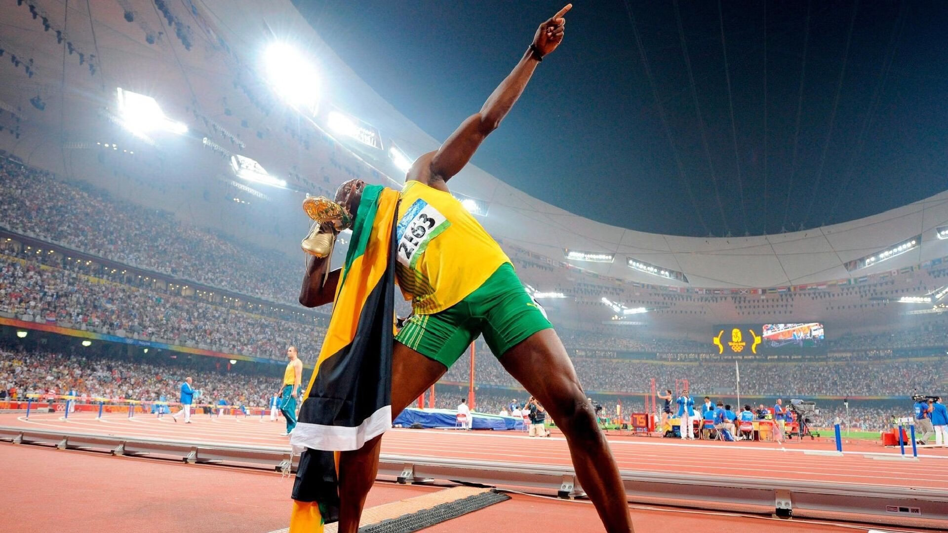 雷火电竞简介-毁灭与诞生，当太阳焚尽旧秩序，约基奇在世纪之战写下新约