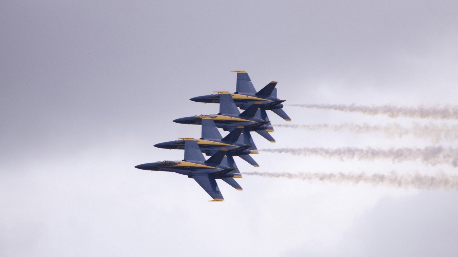 铁壁与利刃，在巴黎的暴雨中，沉默的穆勒引爆了世界