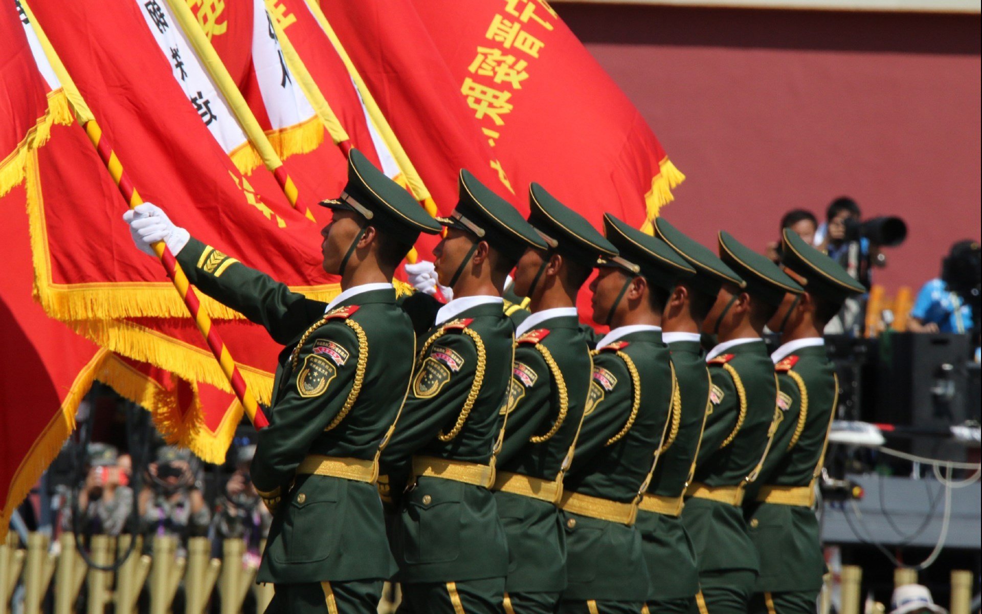 惊世绽放！杰伦·格林化身休城诺天王，一波流带走尼克斯！