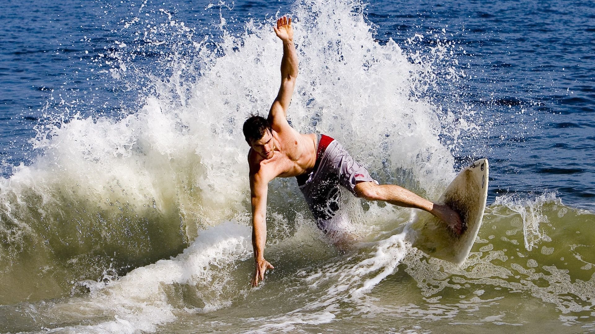 南美风暴席卷斯坦福桥，无名小卒阿尔瓦雷斯如何让蓝军神话崩塌